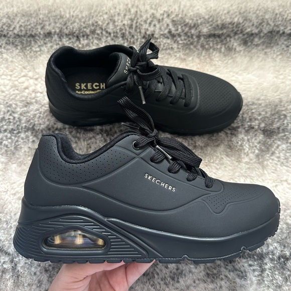 Sketchers Million Air - Elevated Air - Picture 2 of 9